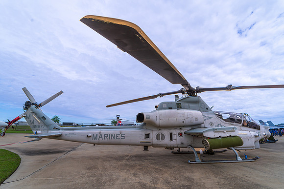 Bell AH-1W Super Cobra